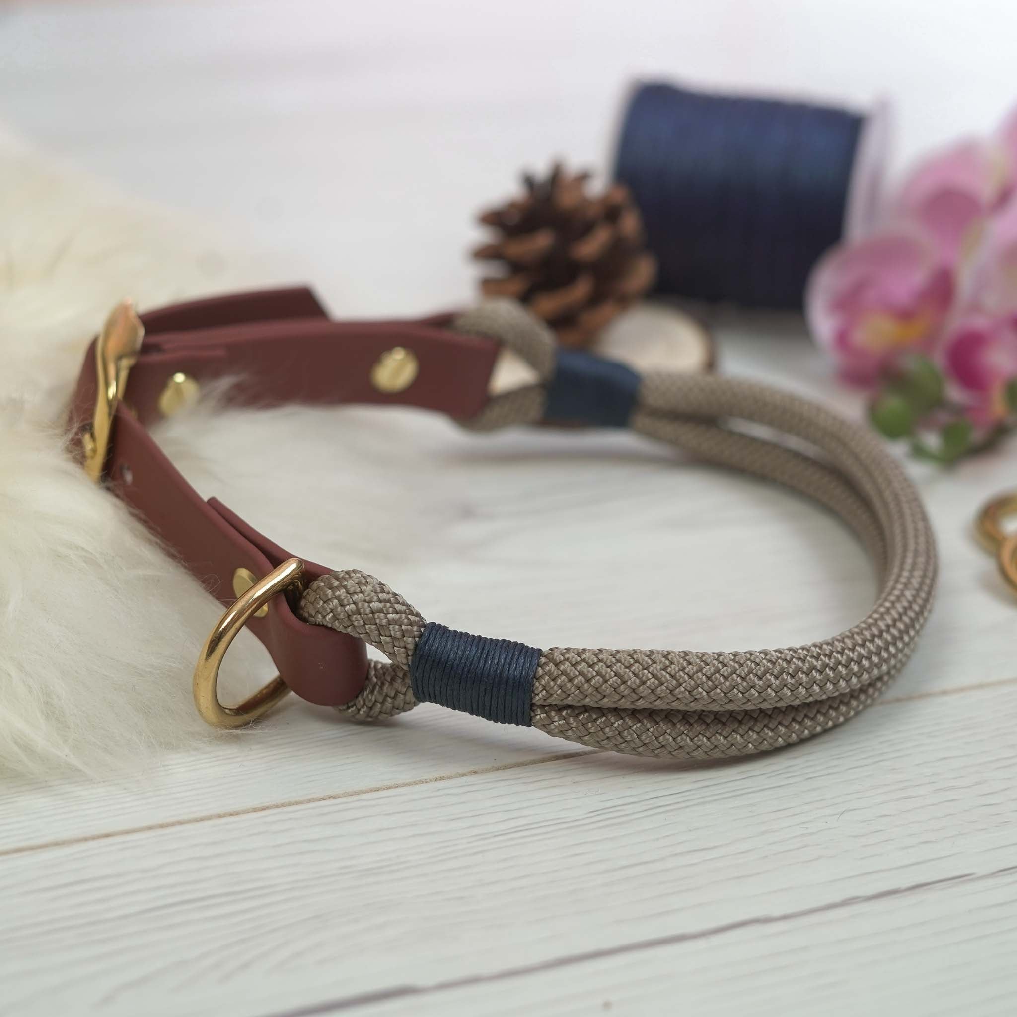 Halsband